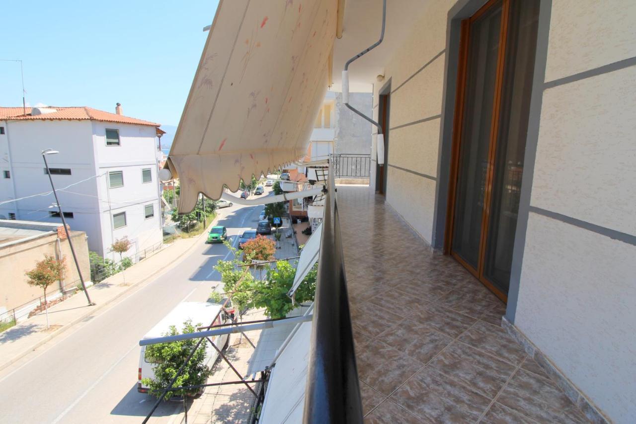 Alex Apartments Sarandë エクステリア 写真