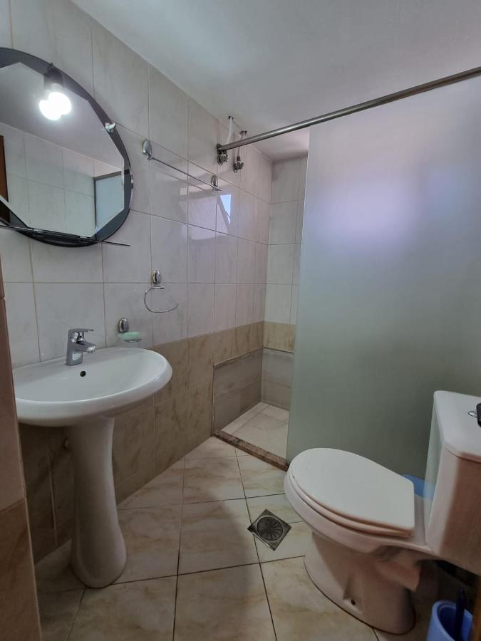 Alex Apartments Sarandë エクステリア 写真