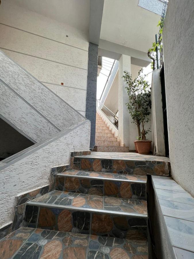 Alex Apartments Sarandë エクステリア 写真