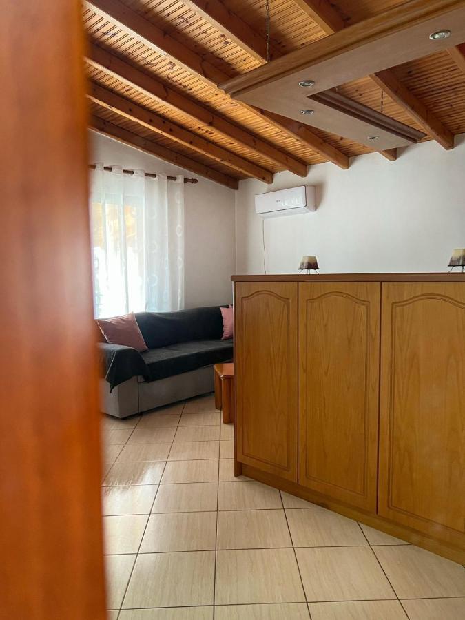 Alex Apartments Sarandë エクステリア 写真