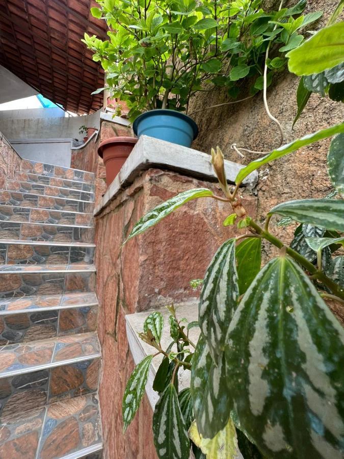 Alex Apartments Sarandë エクステリア 写真