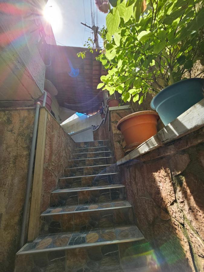 Alex Apartments Sarandë エクステリア 写真