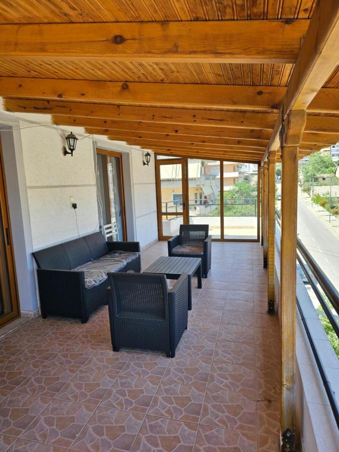 Alex Apartments Sarandë エクステリア 写真